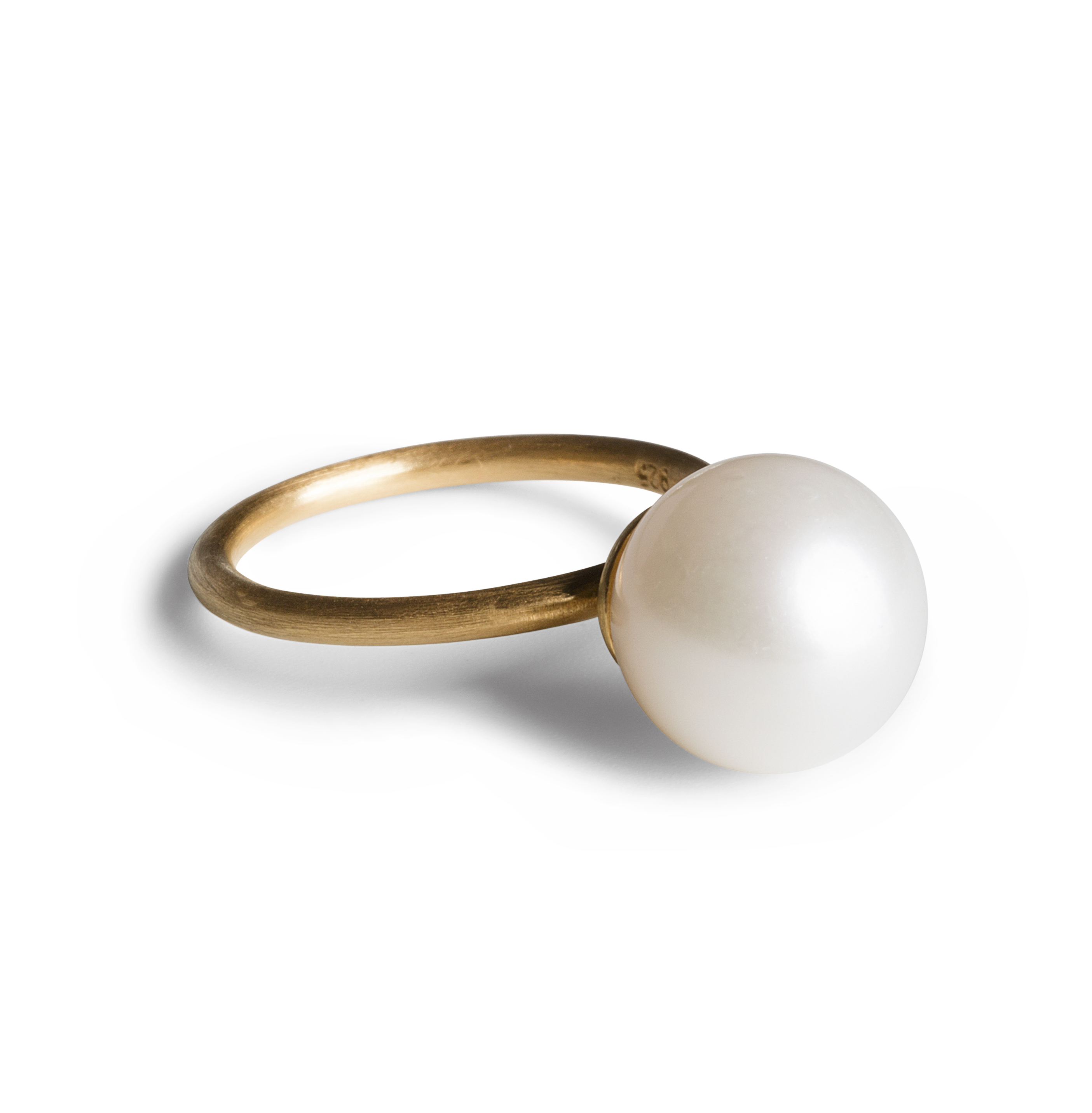 Big Pearl Ring