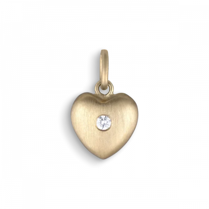 Big heart pendant in 14K gold with brill.