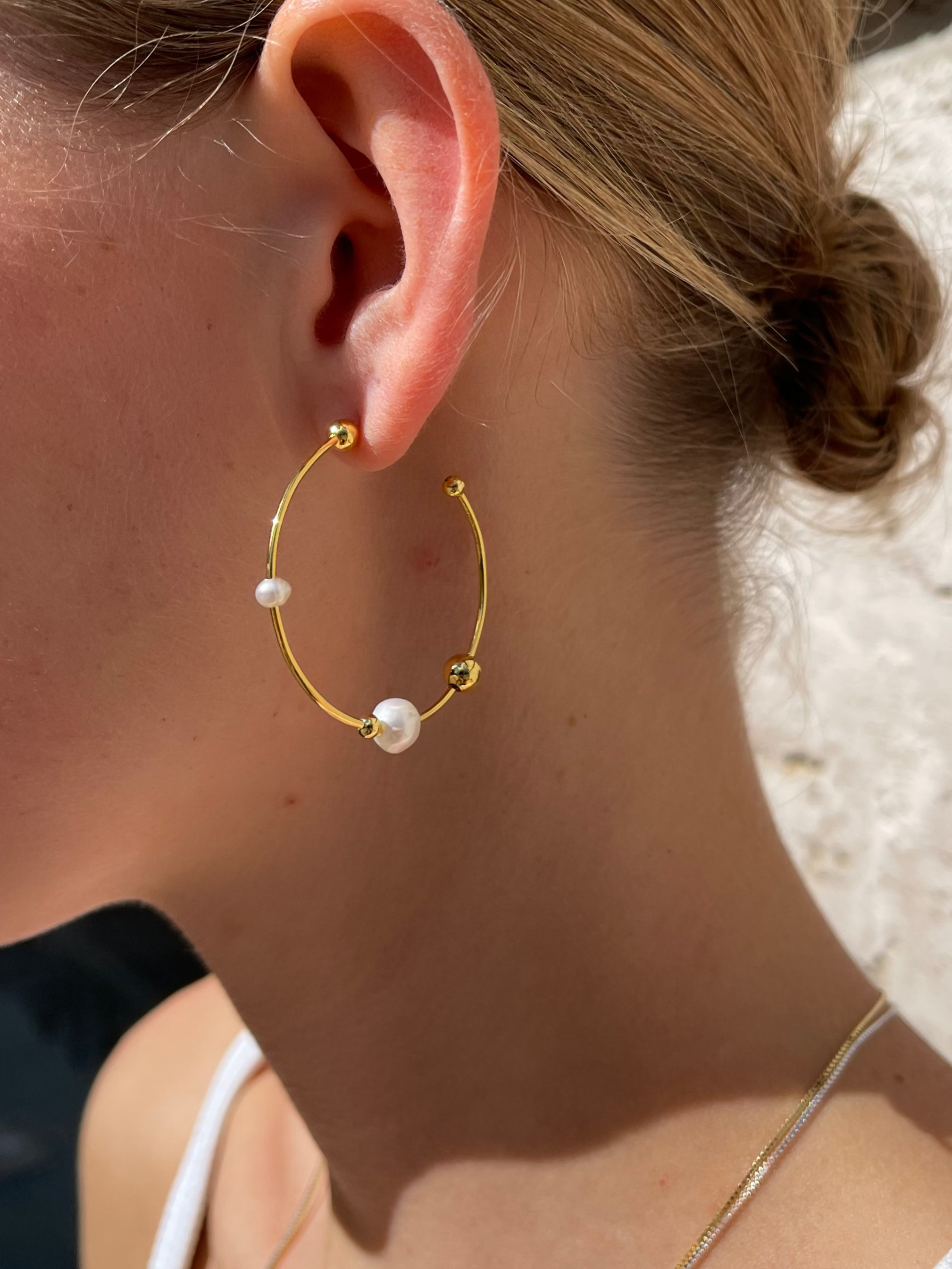 Big Atomic Pearl Hoop