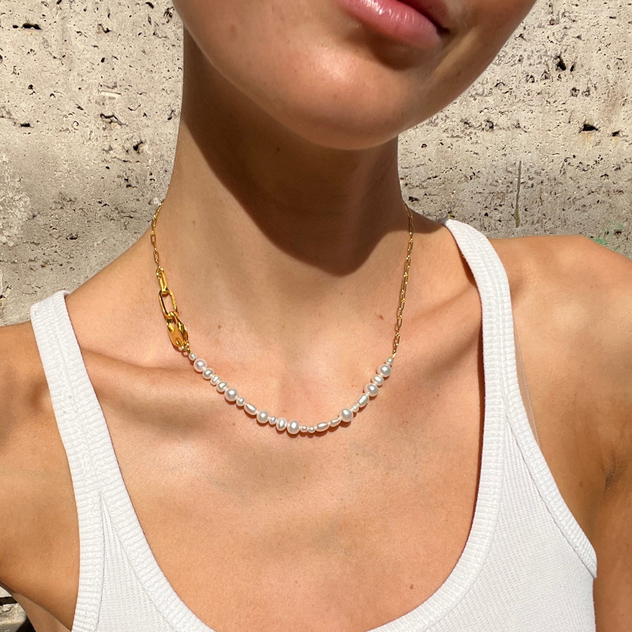 Atomic Pearl Chain Necklace